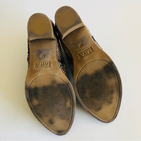 MIA Tracee Animal Print Booties - Picture 13 of 16